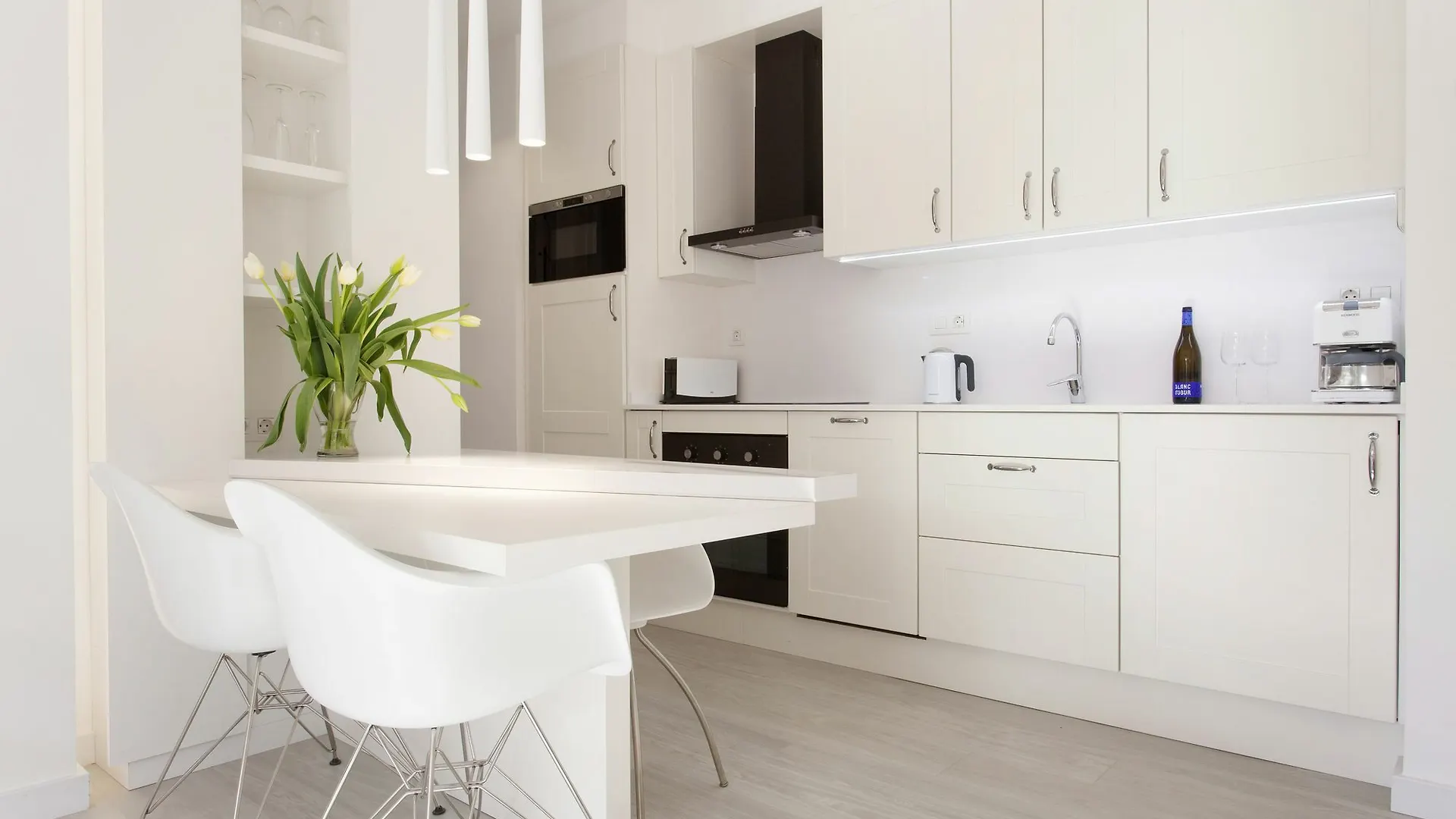Sitges Blancsubur Soleado Y Moderno Appartement